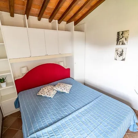 Casa Rossa * לקונה
